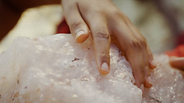 AMI PANA SO'DRAS final clean.mp4.00_06_26_20.Standbild008