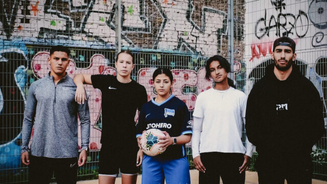 NILS_FRAHM_FUNKHAUS_TEASER_1_EUROPE.00_24_06_19.Standbild029-32