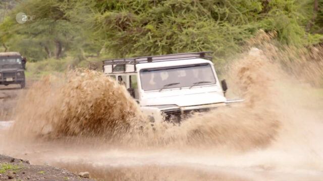 Neuanfang am Kilimandscharo.mp4.00_25_11_22.Standbild015