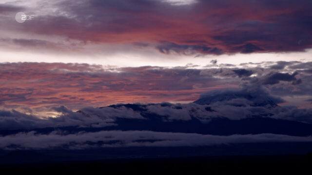 Neuanfang am Kilimandscharo.mp4.00_36_01_21.Standbild021