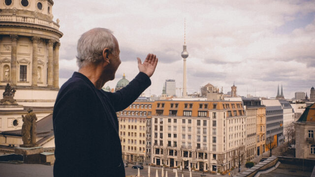 PETER ALLEIN ZU HAUS 04 - KRONENBODEN_FINAL.mp4.00_01_12_09.Standbild001-37