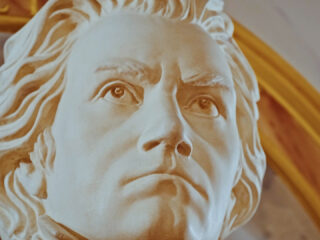 KONZERTHAUS: EINBLICKE